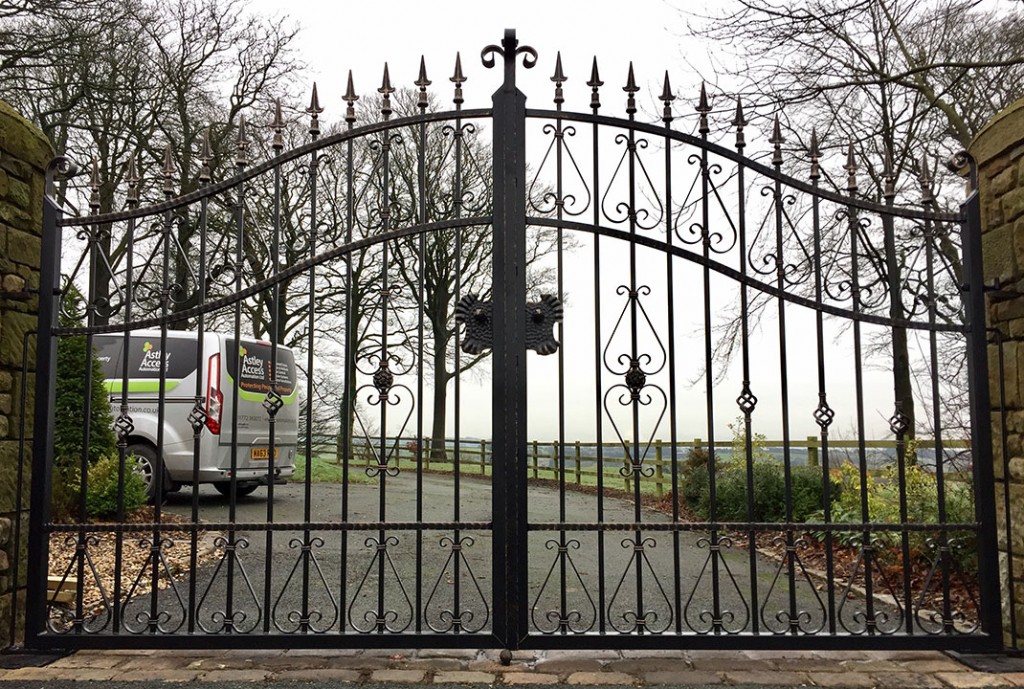 new gate installation